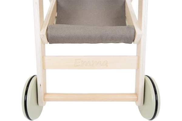 Naam op latje onder zitting