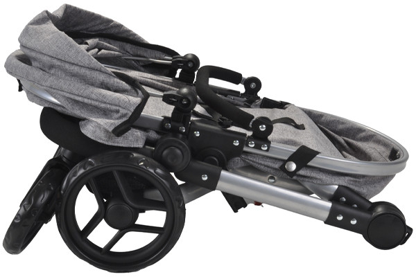 Poppenwagen en bedje zijn inklapbaar