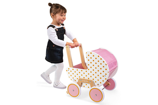 Voor poppenmoeders vanaf 18 maanden