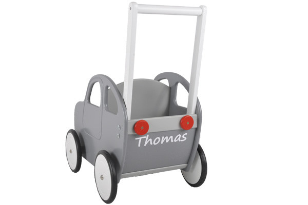 Persoonlijke sticker voor de Racer Grey loopwagen.