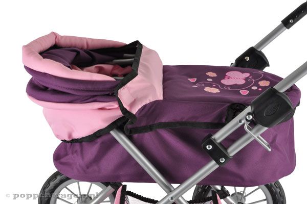 Met inklapbare zonnekap.