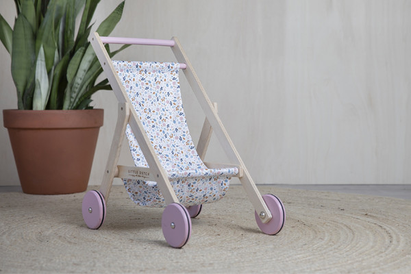 Boodschappenmandje en rubberen wielen.