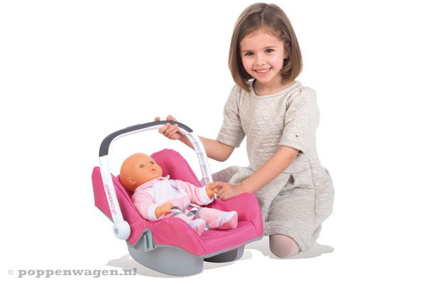 Met riempje, handgreep en opbergruimte (excl. pop).